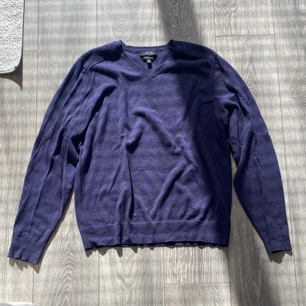 Marc Anthony - Men’s Luxury Blend V-Neck Sweater in Navy Blue - Size M